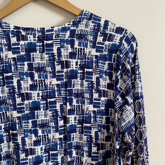 Habitat Blue and White Mayan Border Tunic Top - Picture 10 of 12